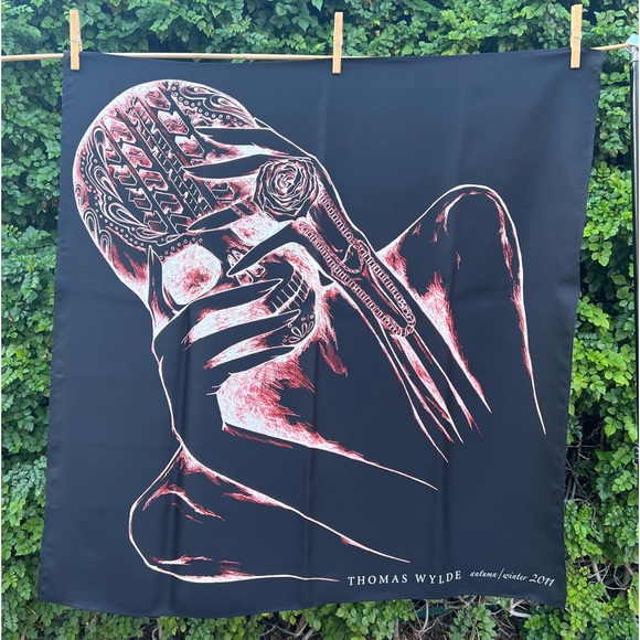 Rare💀🖤Handmade black silk Tire Skull Scarf